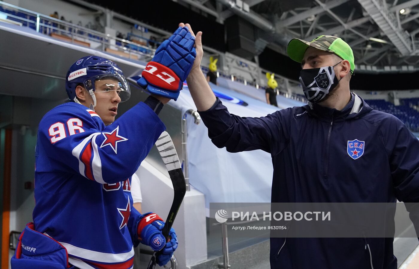 Хоккей. Sochi hockey open. Матч СКА — "Локомотив" 