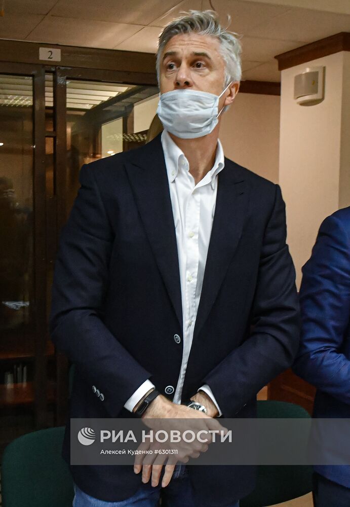 Рассмотрение вопроса о продлении срока домашнего ареста М. Калви