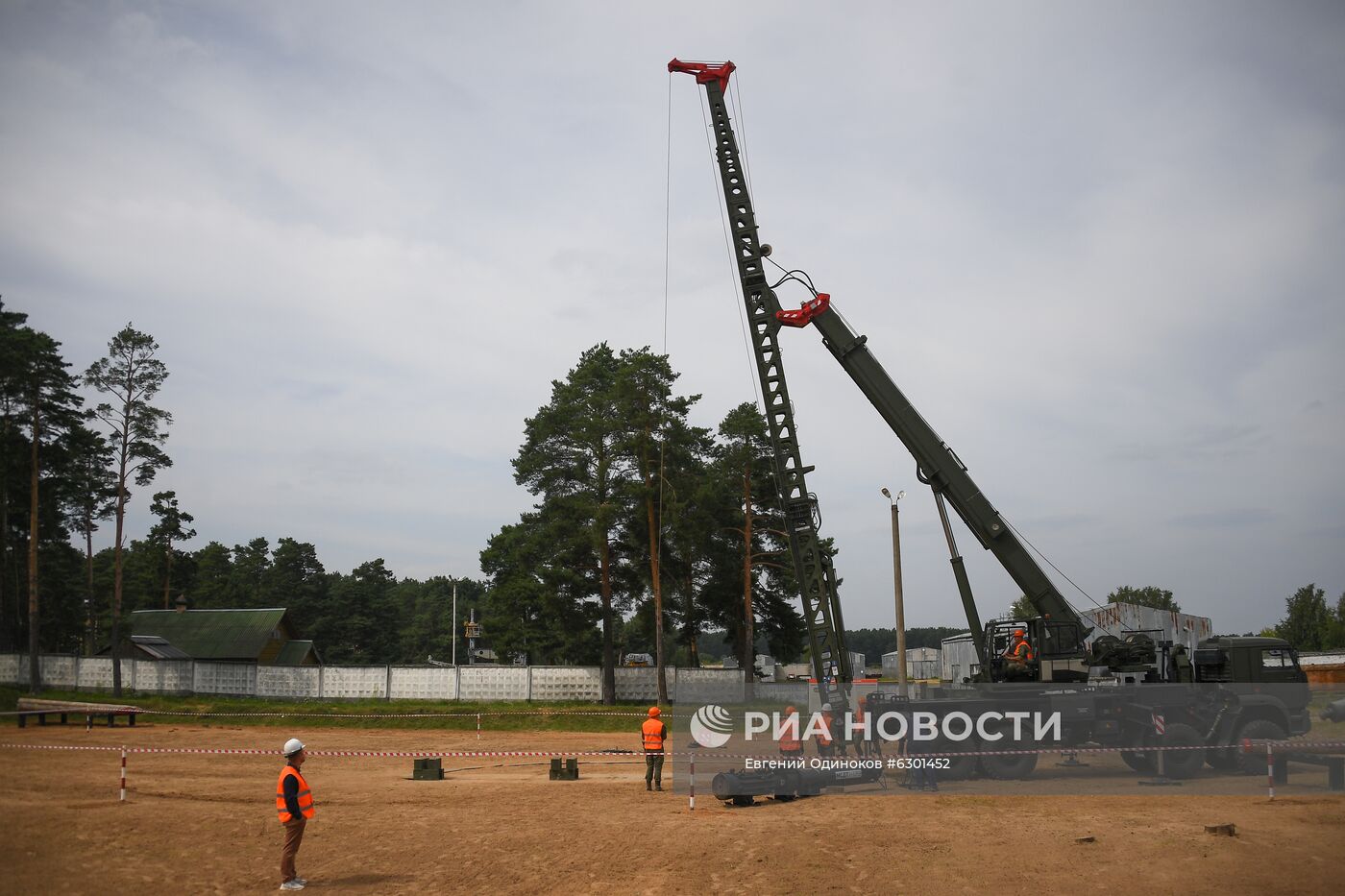 Демонстрация универсального сваебойного агрегата УСА-2М