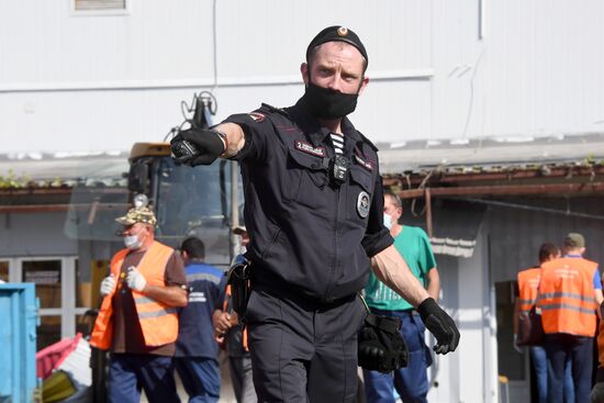 Снос ТЦ "Рапира" 