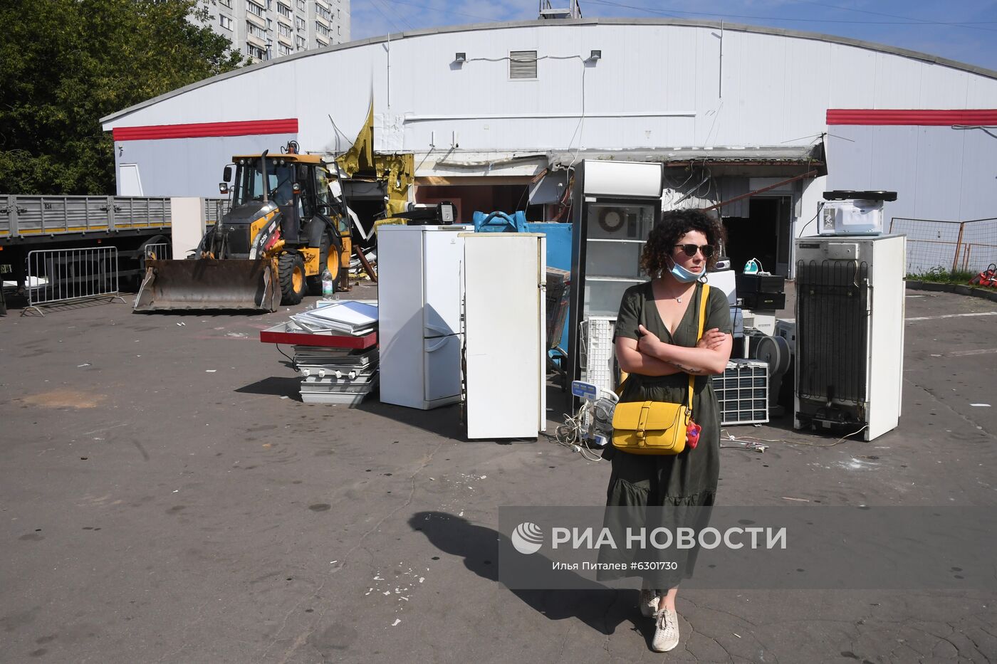 Снос ТЦ "Рапира"