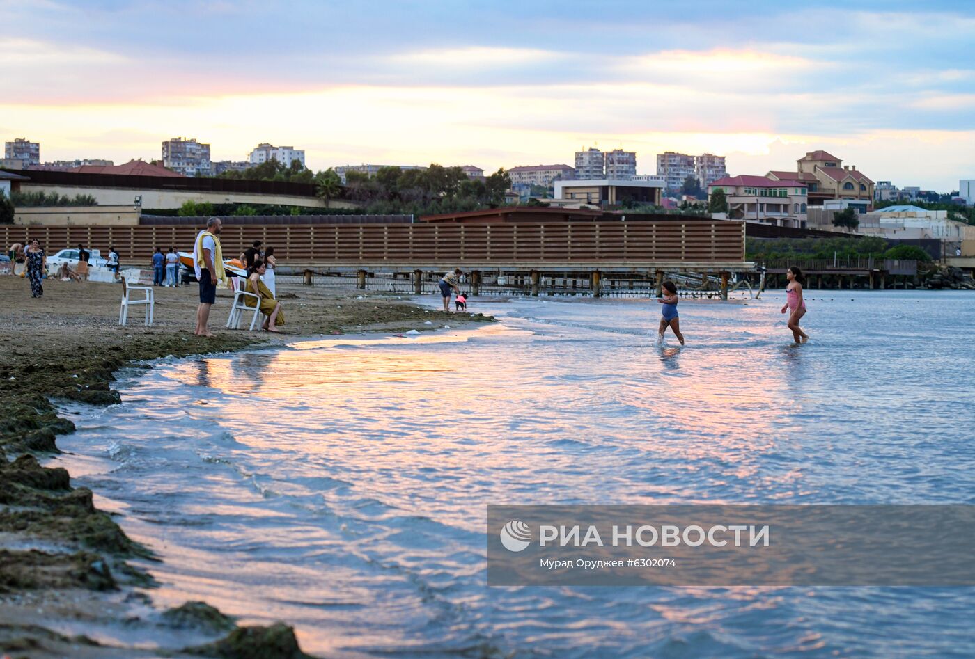 Пляжи Азербайджана снова открылись для посещения