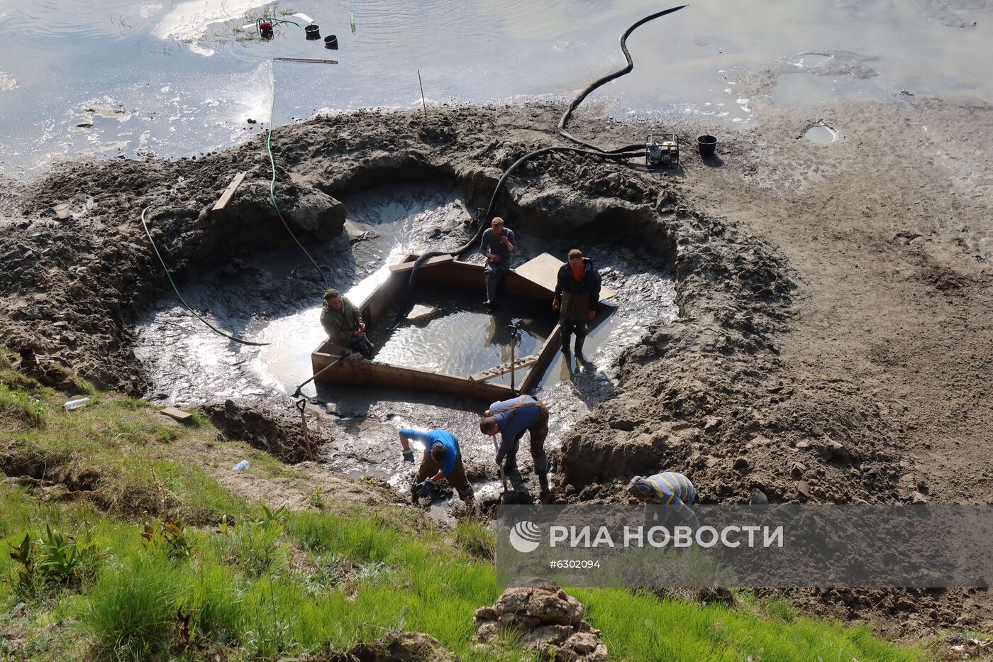 Скелет взрослого мамонта нашли на Ямале