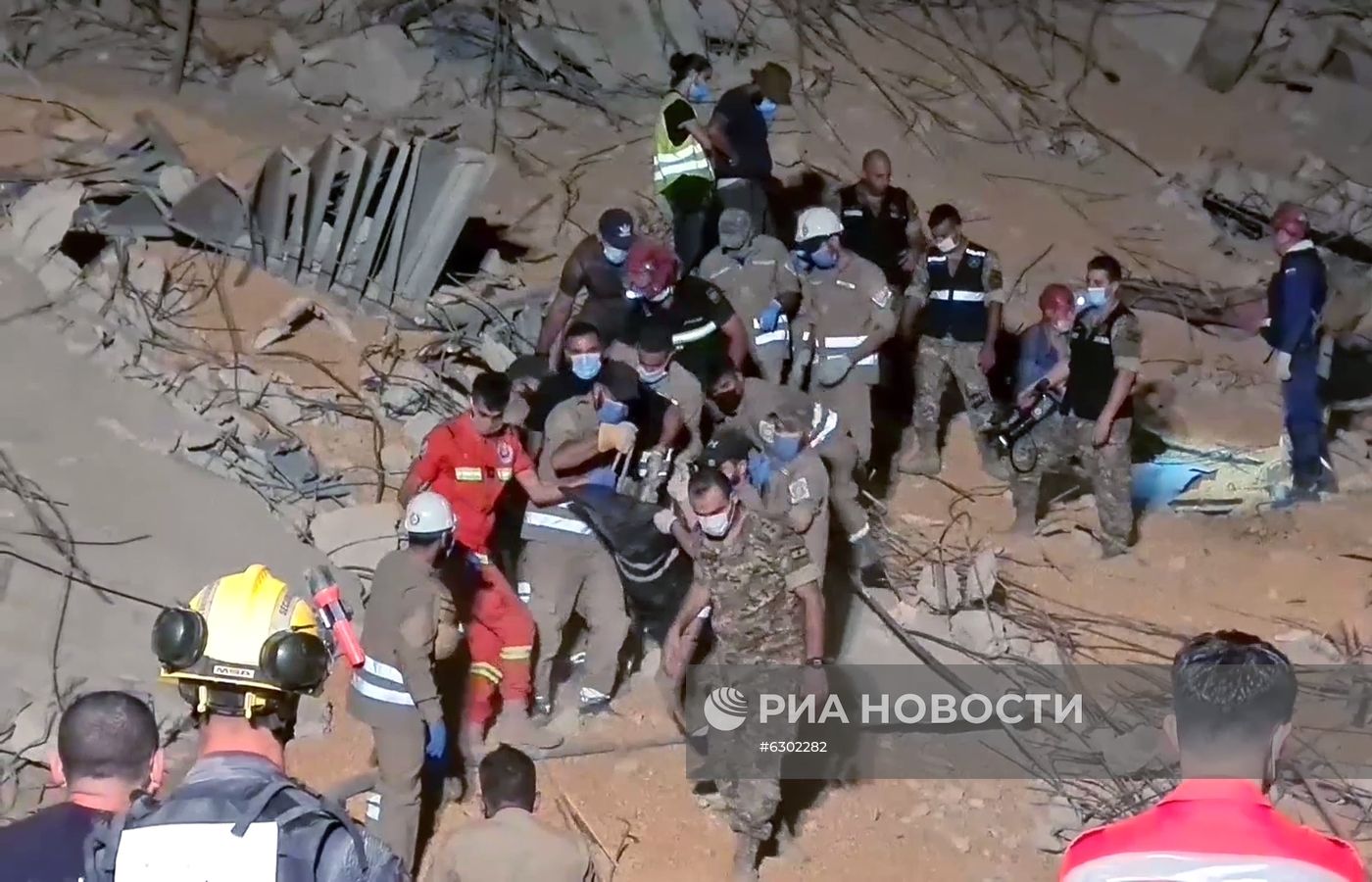 Последствия взрыва в Ливане