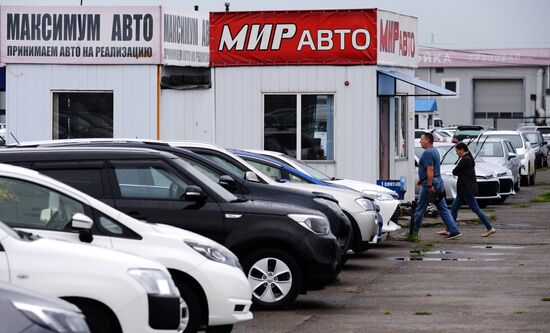 Автомобильный рынок в Красноярске