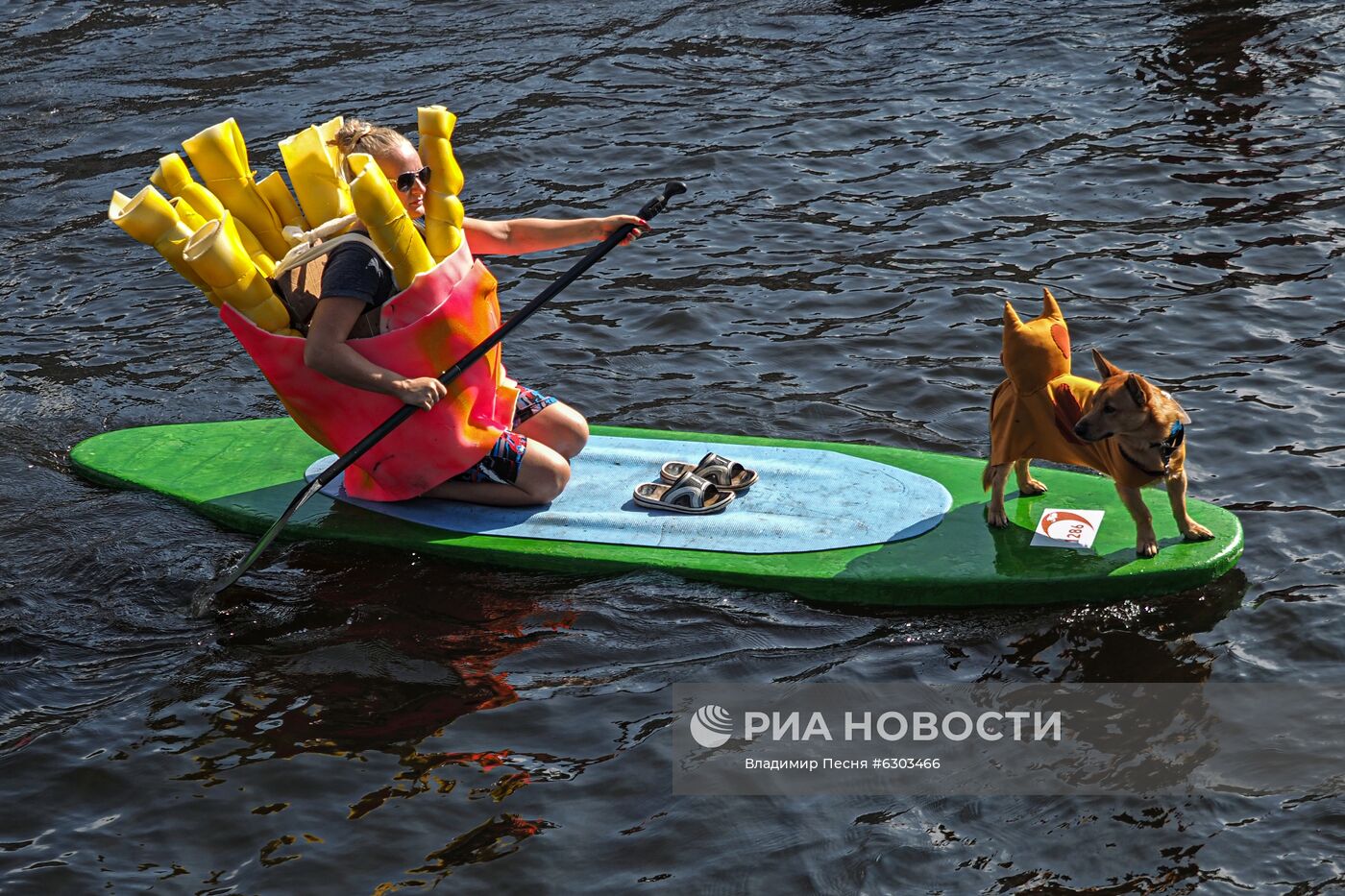 Международный фестиваль SUP-серфинга "Фонтанка-SUP" 