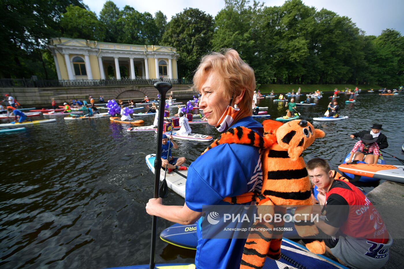 Международный фестиваль SUP-серфинга "Фонтанка-SUP" 