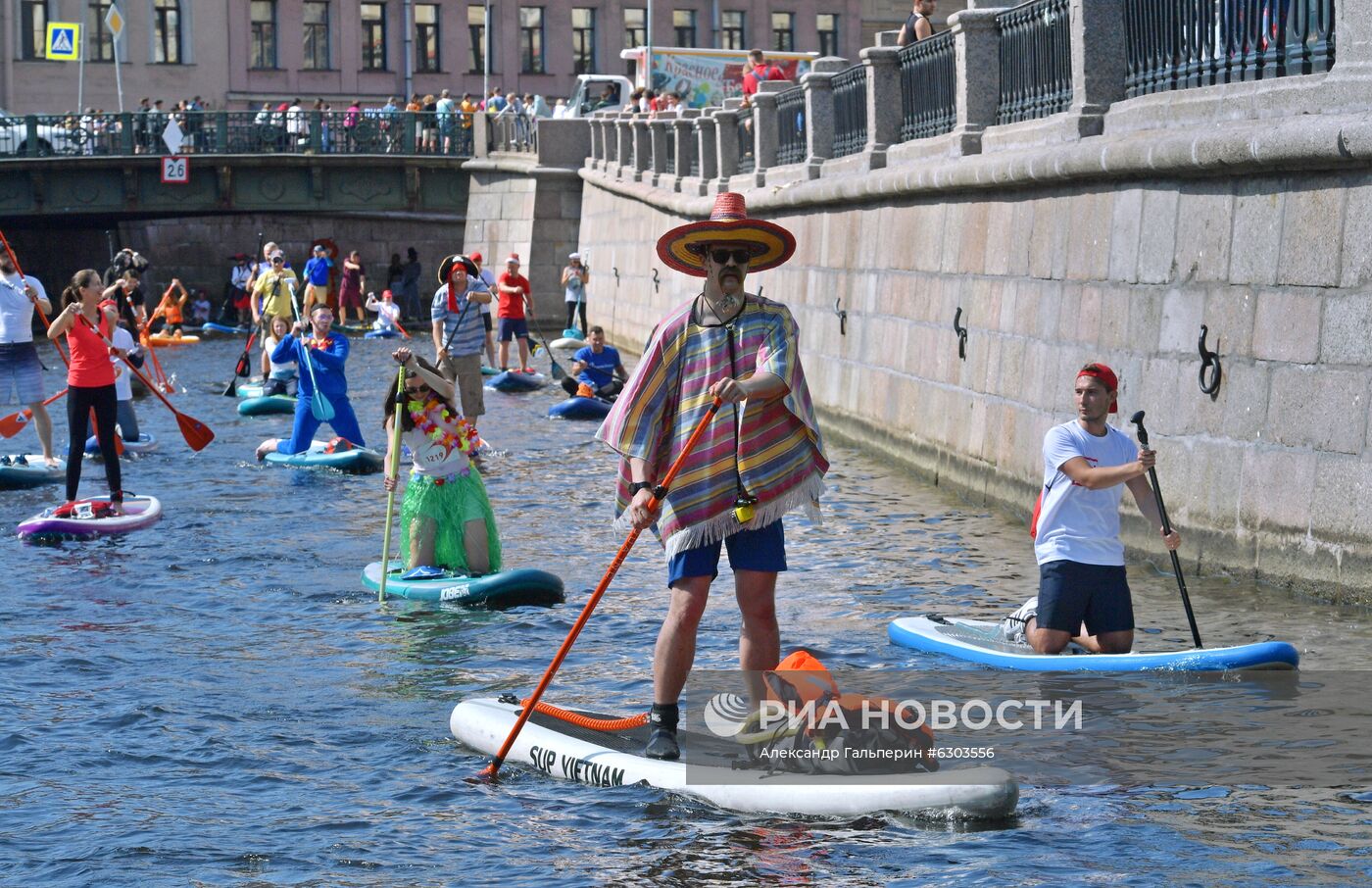 Международный фестиваль SUP-серфинга "Фонтанка-SUP" 