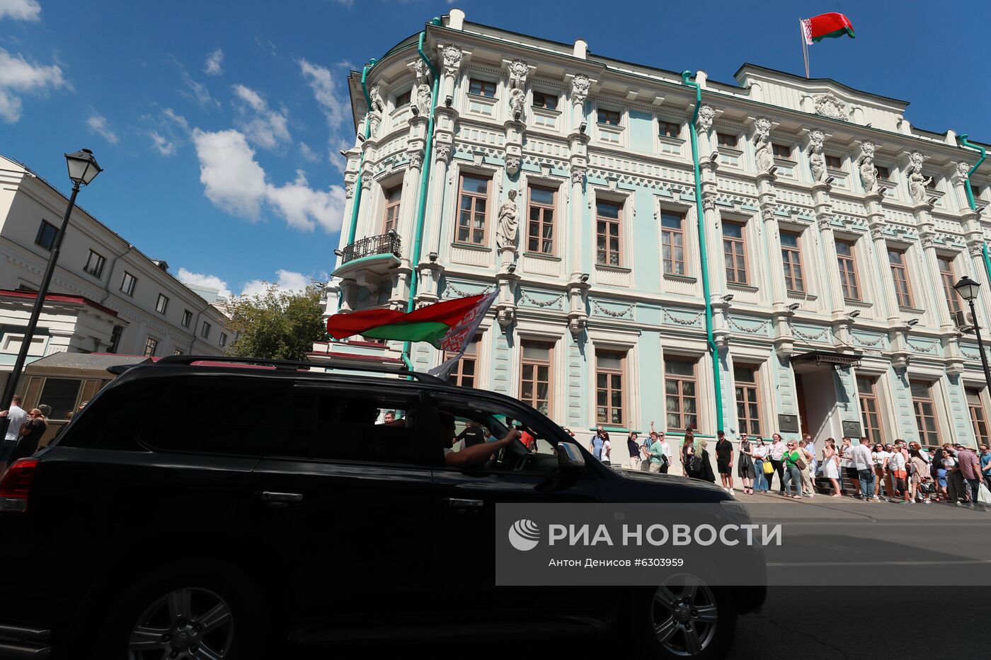 Голосование на выборах президента Белоруссии в Москве