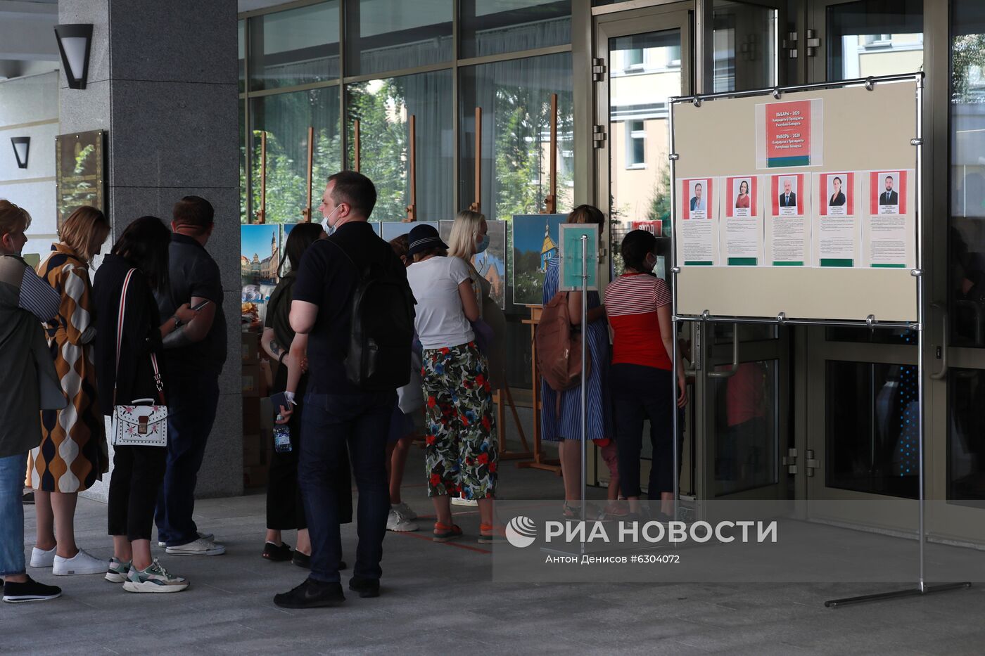 Голосование на выборах президента Белоруссии в Москве