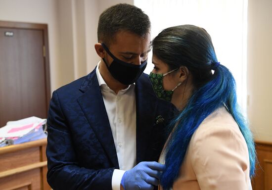 Рассмотрение законности административного надзора за В. Карауловой