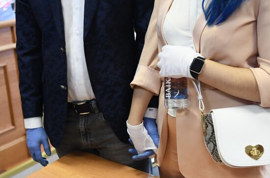 Рассмотрение законности административного надзора за В. Карауловой