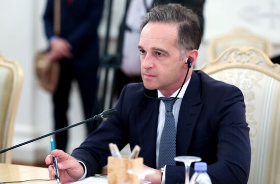 Встреча глав МИД РФ и Германии С. Лаврова и Х. Мааса  