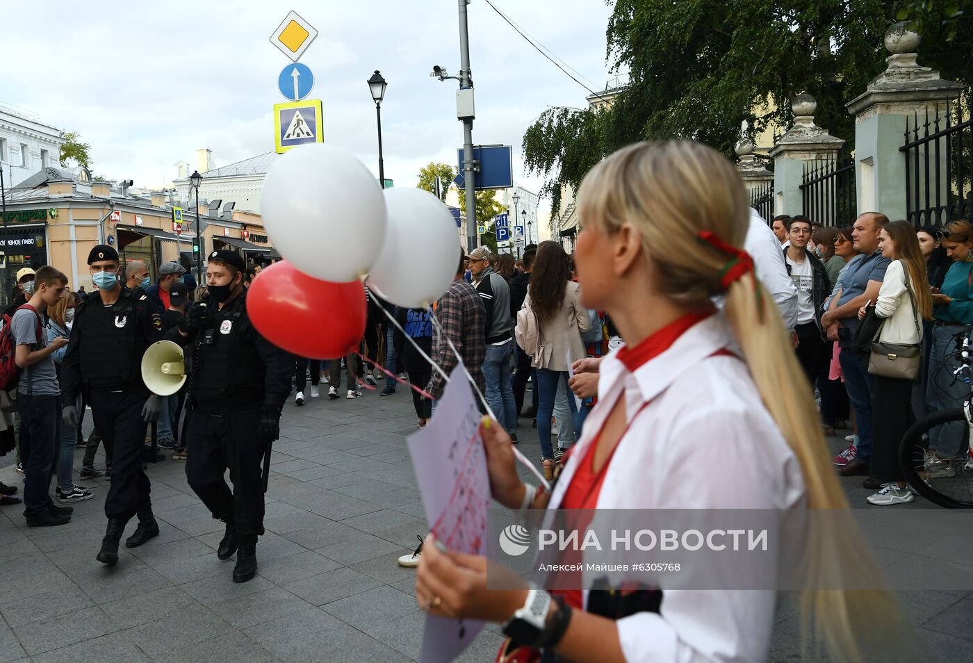 Ситуация у посольства Белоруссии в Москве