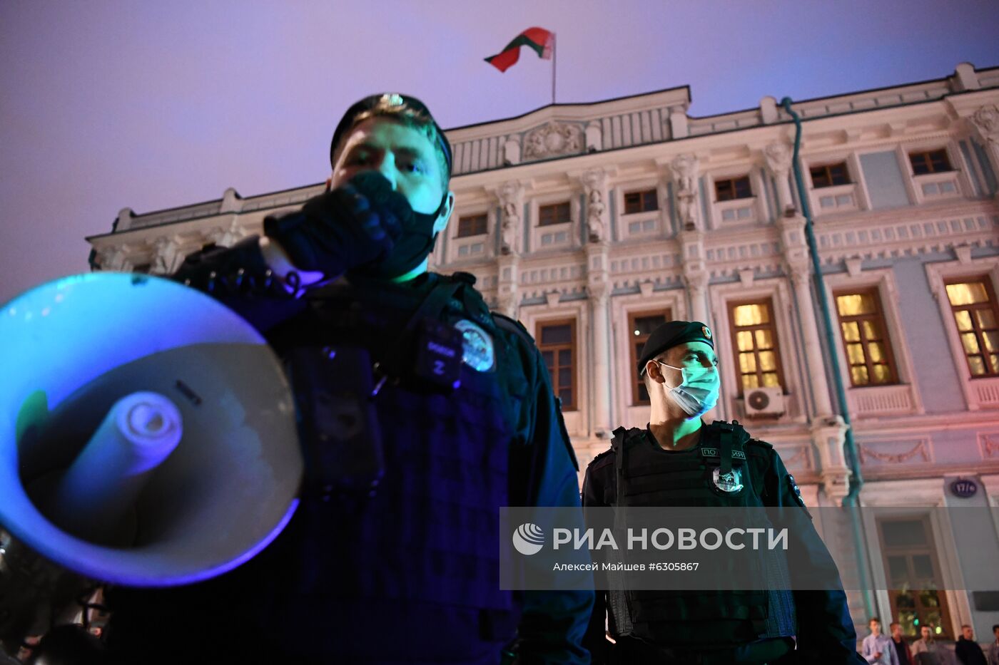 Ситуация у посольства Белоруссии в Москве