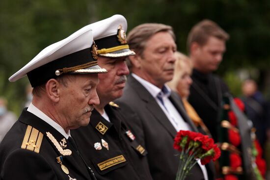 Памятные мероприятия, посвященные 20-й годовщине гибели атомной подводной лодки "Курск"