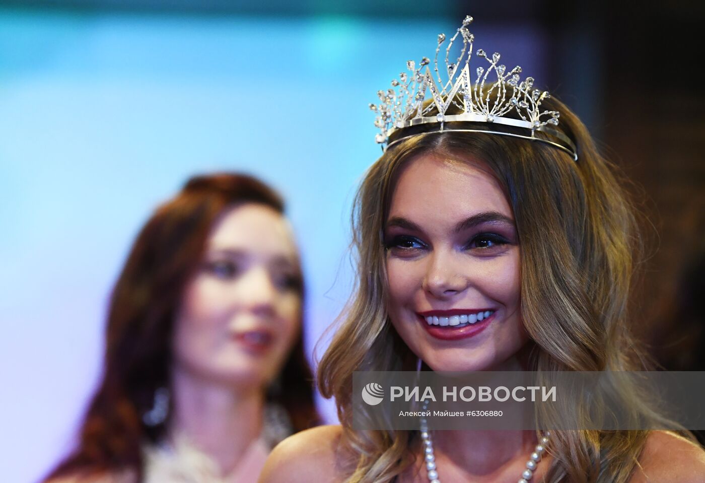 Победительница конкурса красоты и сексуальности Miss MAXIM - 2020 Октябрина Максимова (Великий Новгород). Место: Россия, Москва. Автор: Алексей Майшев/РИА Новости. Финал конкурса красоты Miss Maxim – 2020
