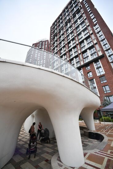 Мэр Москвы С. Собянин осмотрел ход реализации проекта реновации промзоны Братцево