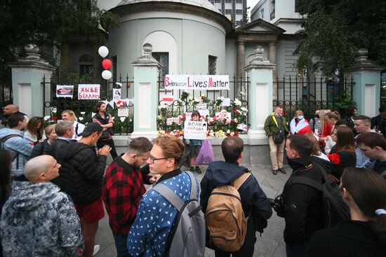 Ситуация у посольства Белоруссии в Москве