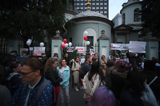 Ситуация у посольства Белоруссии в Москве