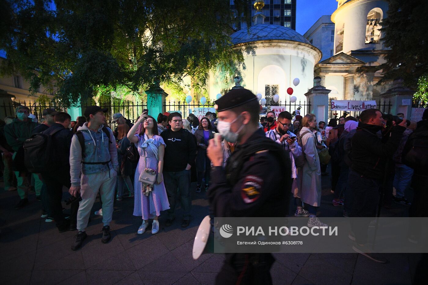 Ситуация у посольства Белоруссии в Москве