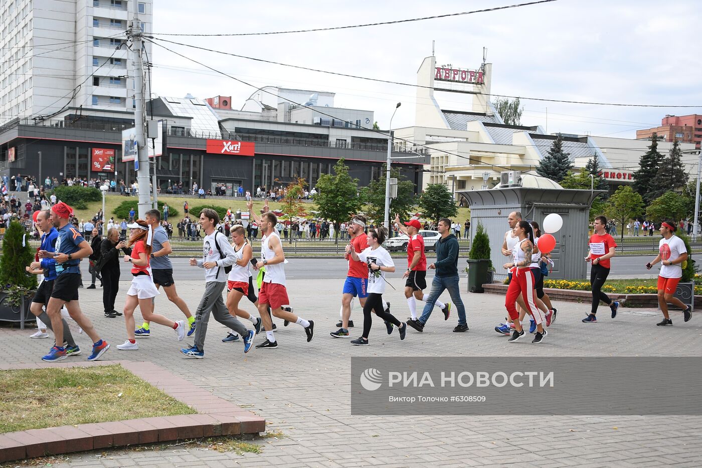 Митинг протеста возле метро "Пушкинская" в Минске