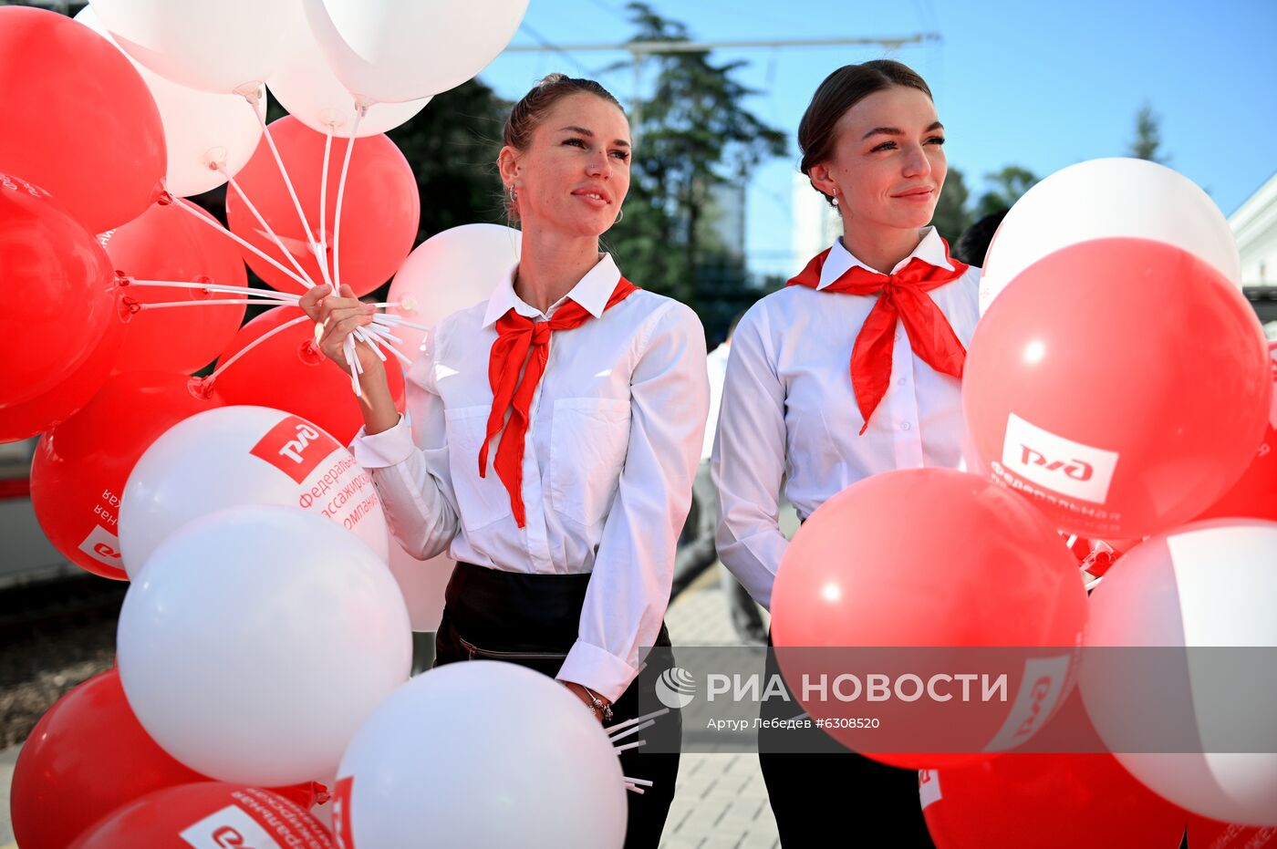 Новый туристический поезд "Сочи"