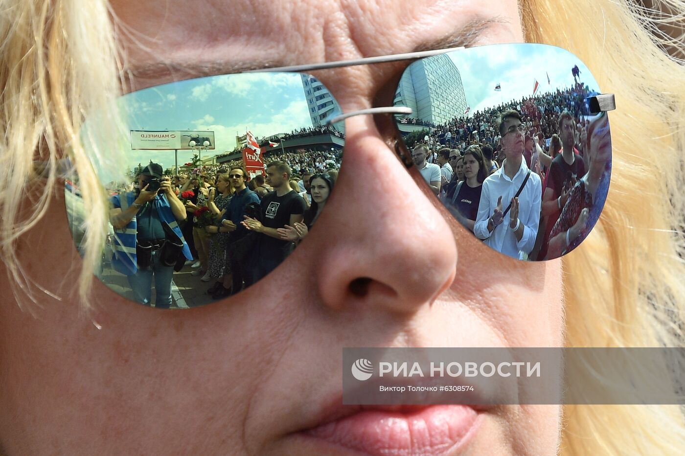 Митинг протеста возле метро "Пушкинская" в Минске