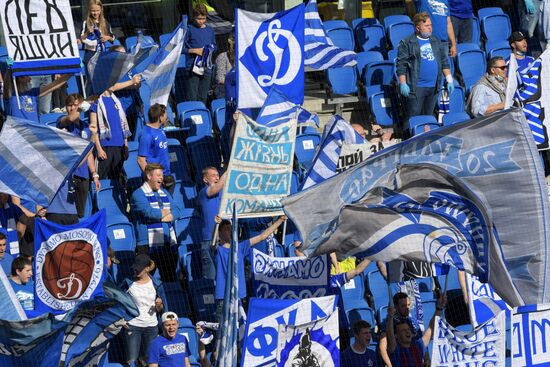 Футбол. РПЛ. Матч "Динамо" — "Ротор"