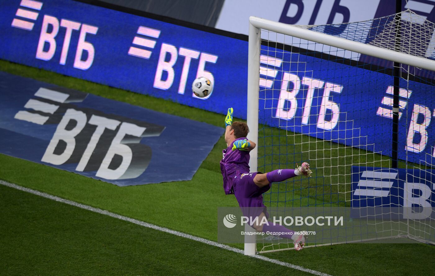 Футбол. РПЛ. Матч "Динамо" — "Ротор"