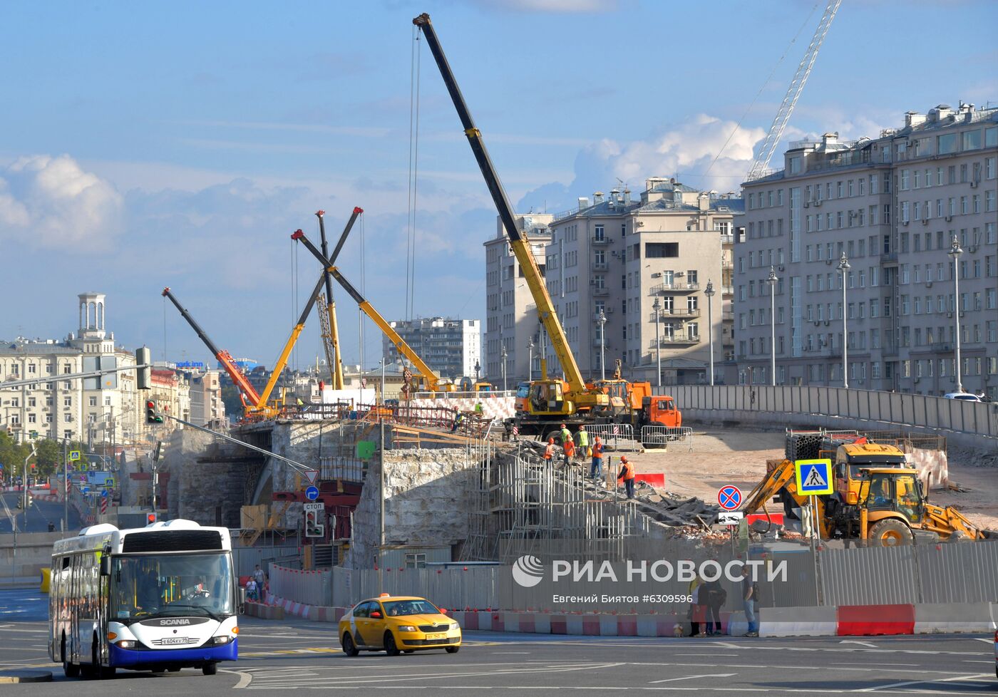 Ремонт Большого Каменного моста в Москве