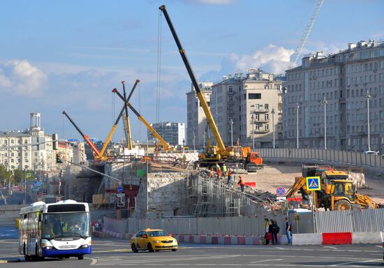 Ремонт Большого Каменного моста в Москве