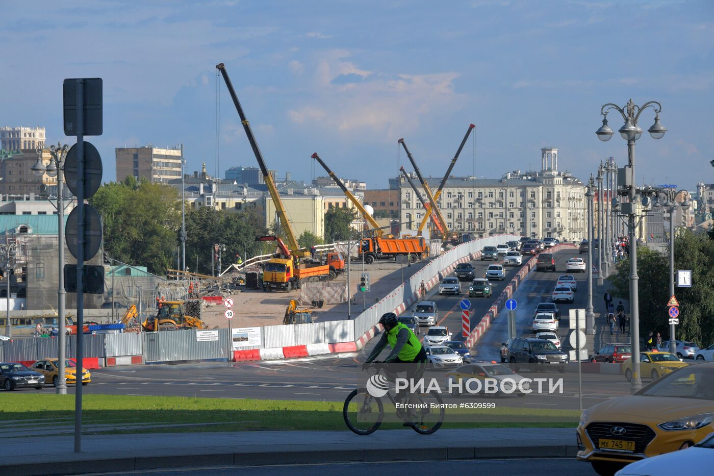 Ремонт Большого Каменного моста в Москве