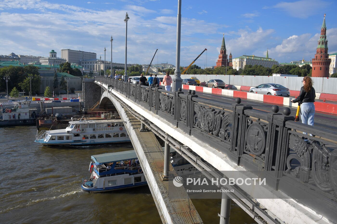 Ремонт Большого Каменного моста в Москве