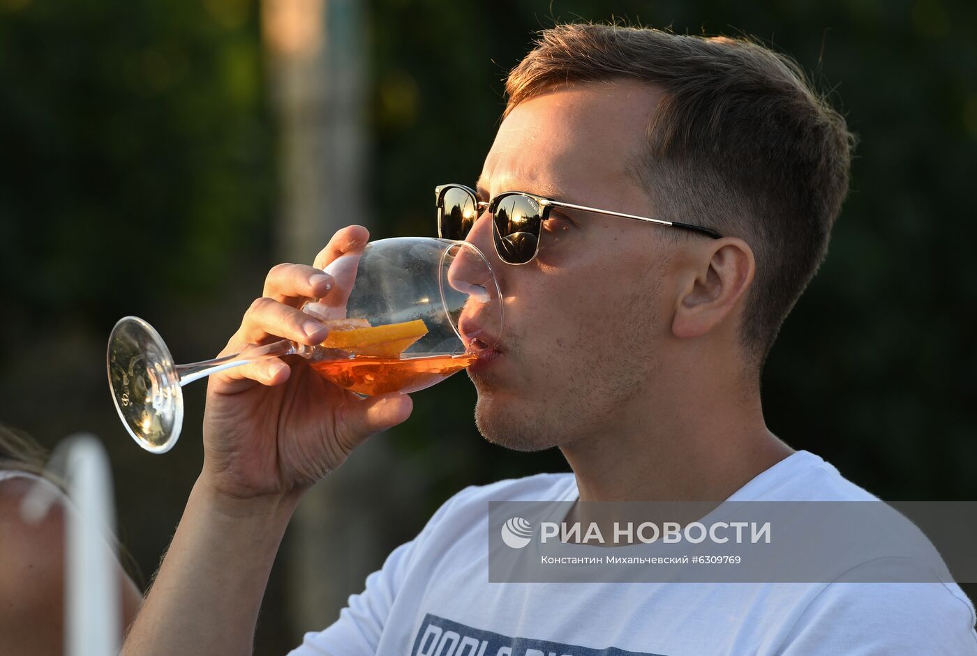 Дегустация вина в Крыму