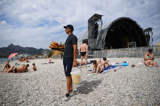 Подготовка к открытию фестиваля Koktebel Jazz Party