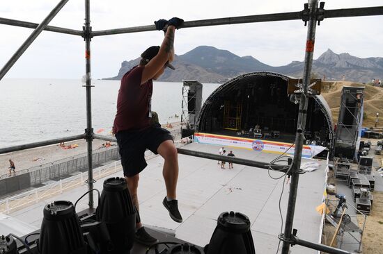 Подготовка к открытию фестиваля Koktebel Jazz Party