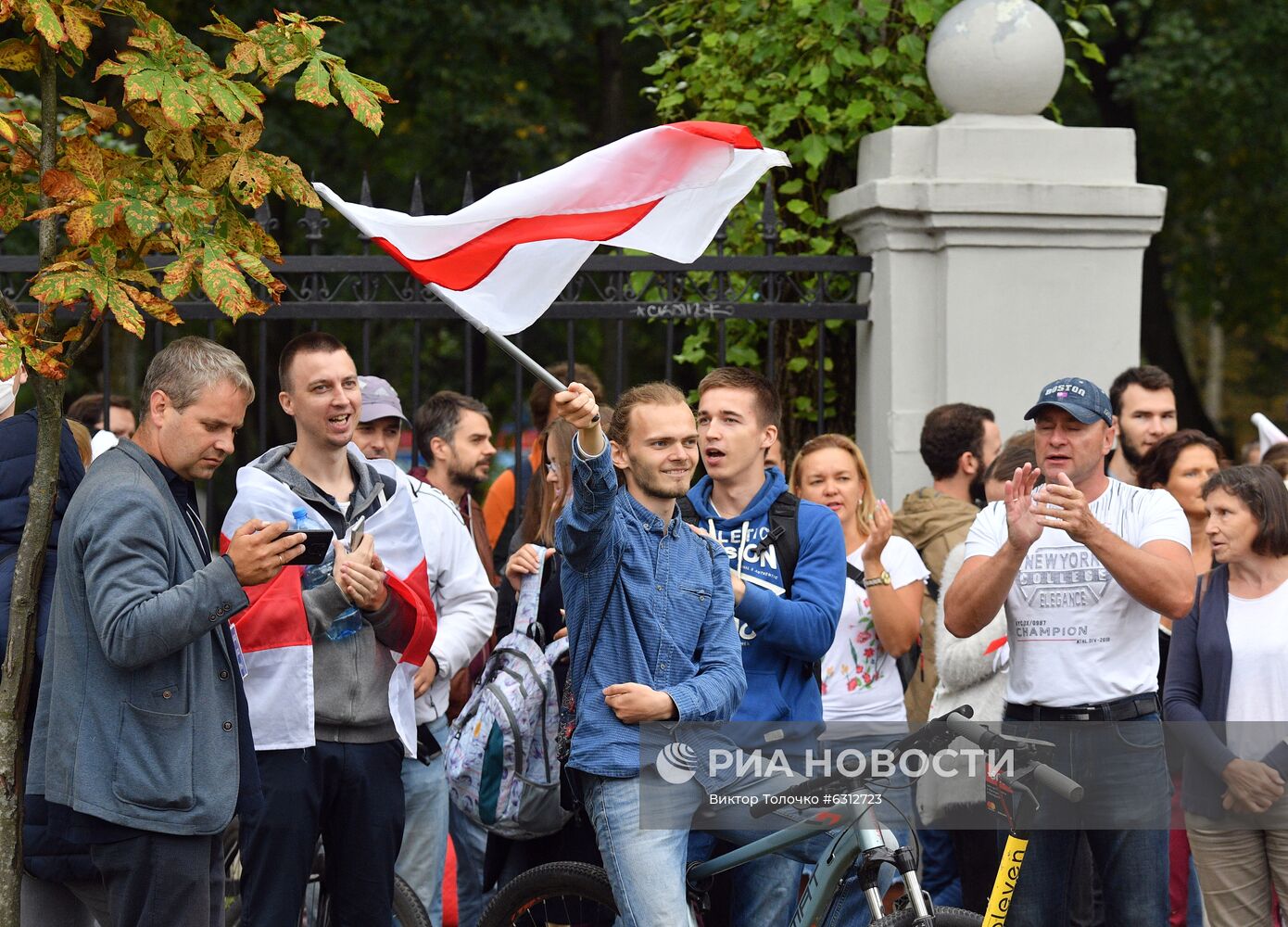 Члены Координационного совета белорусской оппозиции прибыли на допрос