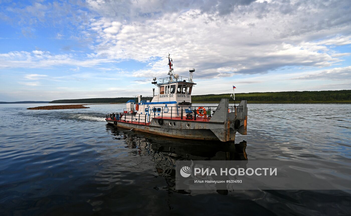 Лесосплав на Ангаре