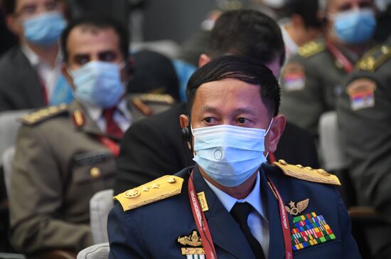 Международный форум "Армия-2020". Экспозиция