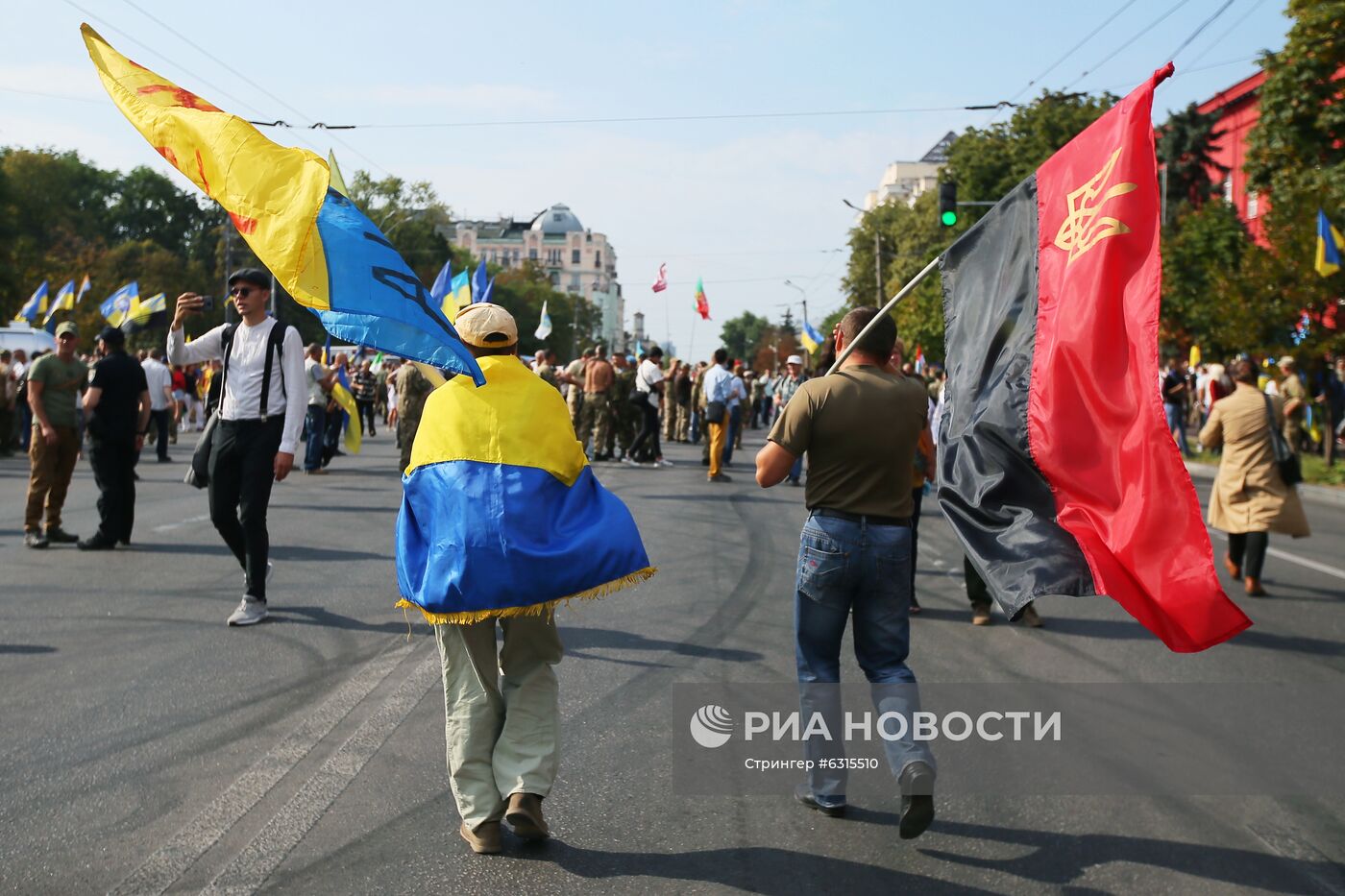 "Марш защитников" в Киеве