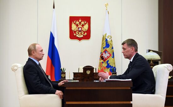Президент РФ В. Путин провел встречу с директором ФССП Д. Аристовым