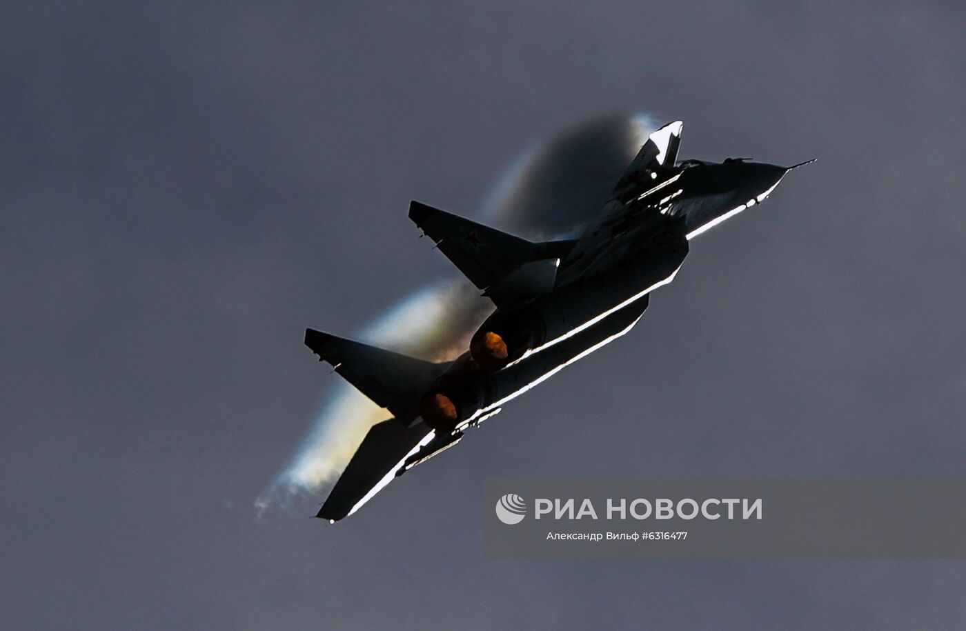 Форум "Армия-2020". Демонстрационные полеты