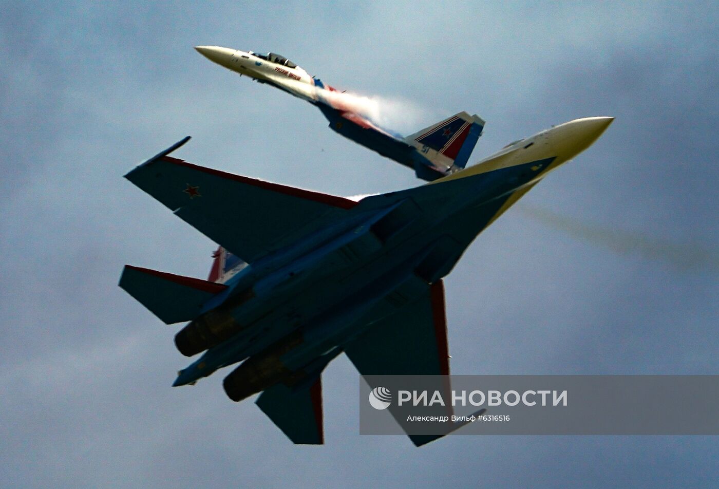 ФОРУМ "АРМИЯ - 2020". Демонстрационные полеты