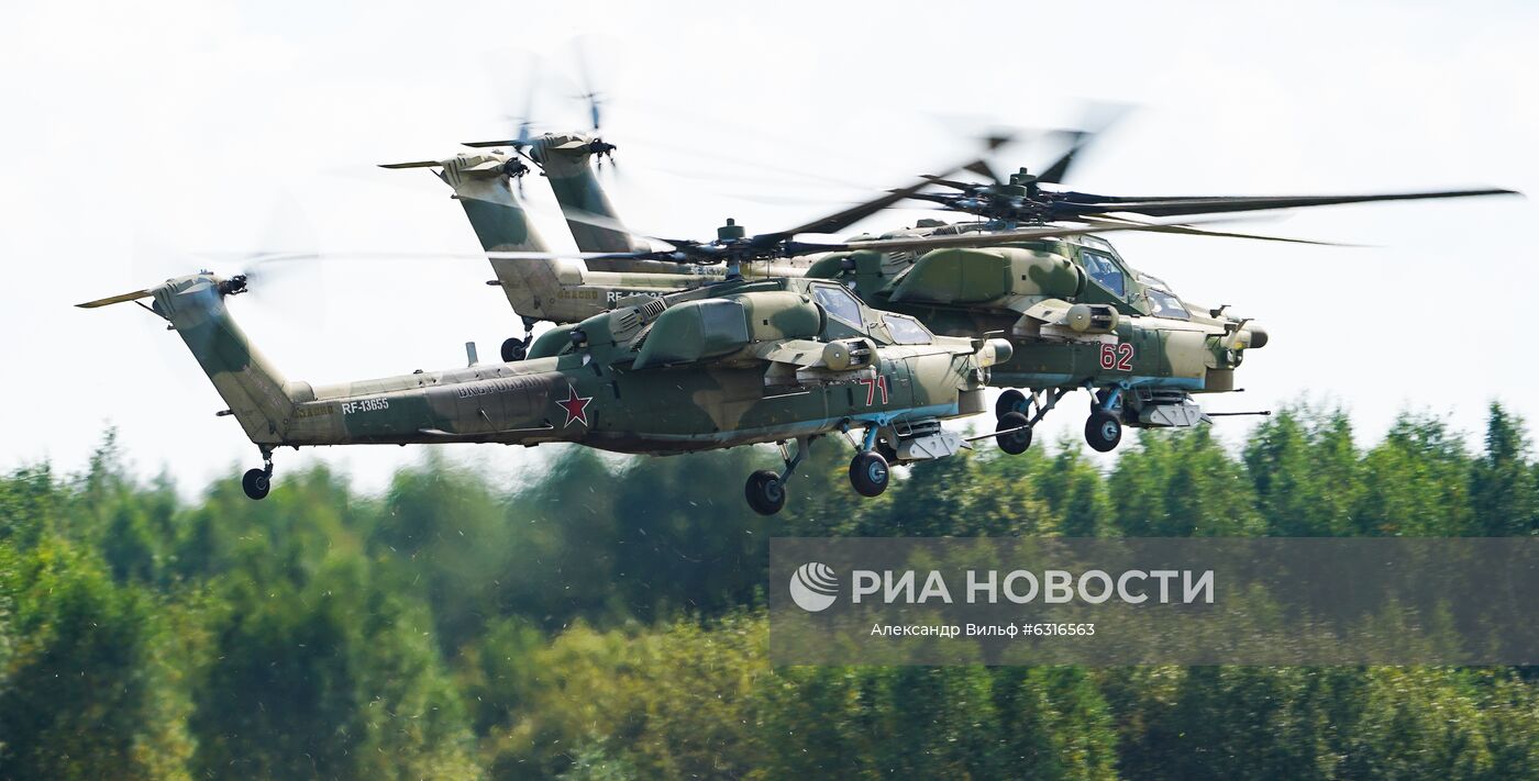 Форум "Армия-2020". Демонстрационные полеты