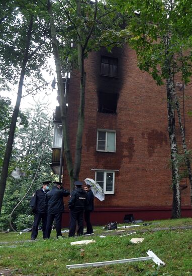 Взрыв газа произошел в жилом доме на западе Москвы