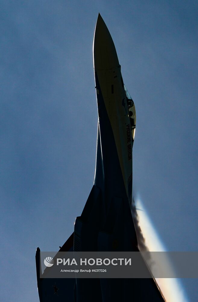 Форум "Армия-2020". Демонстрационные полеты