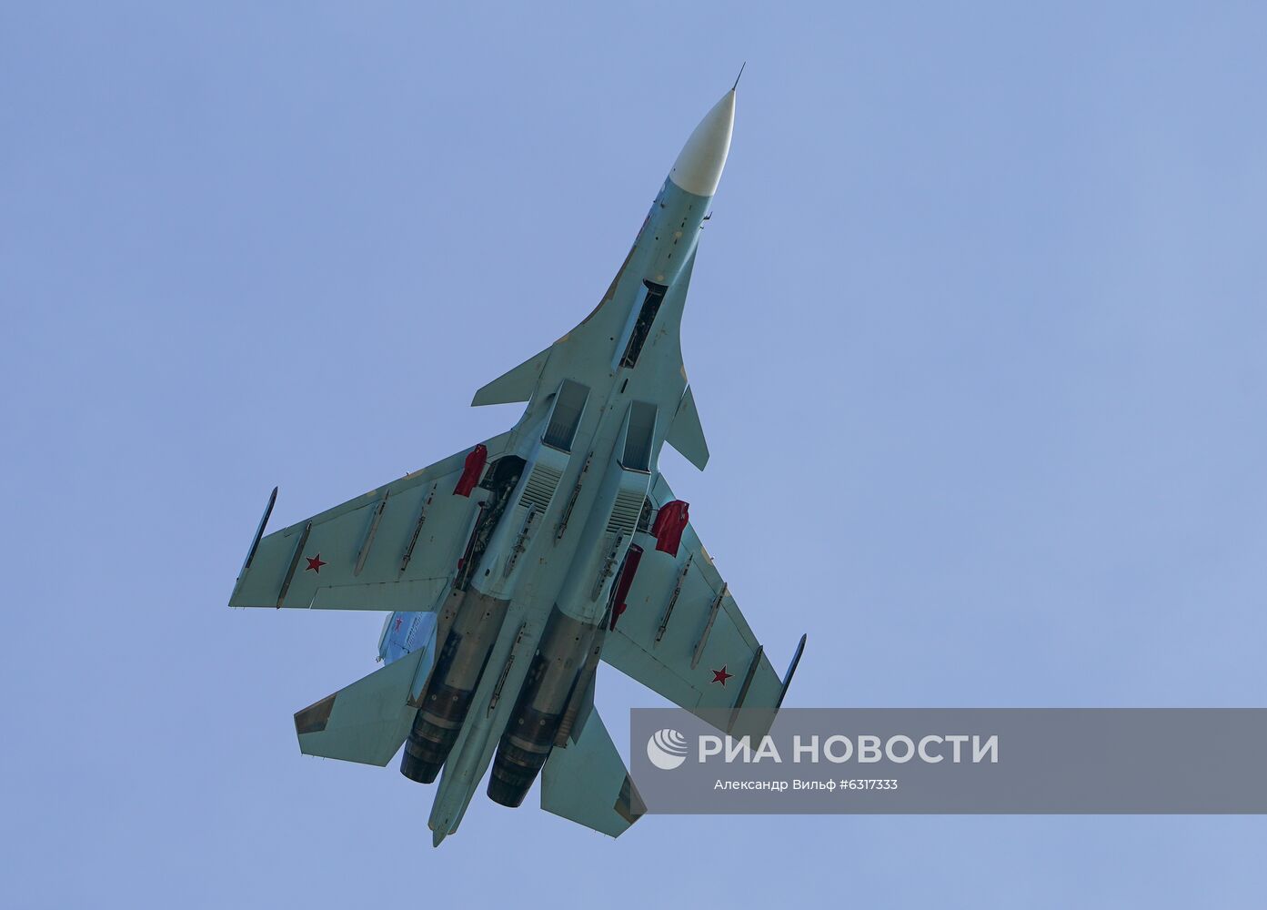Форум "Армия-2020". Демонстрационные полеты