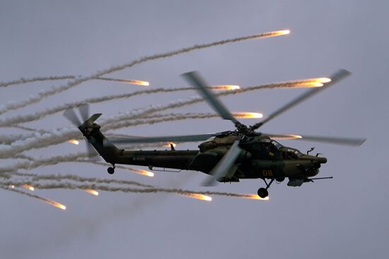 Форум "Армия-2020". Демонстрационные полеты