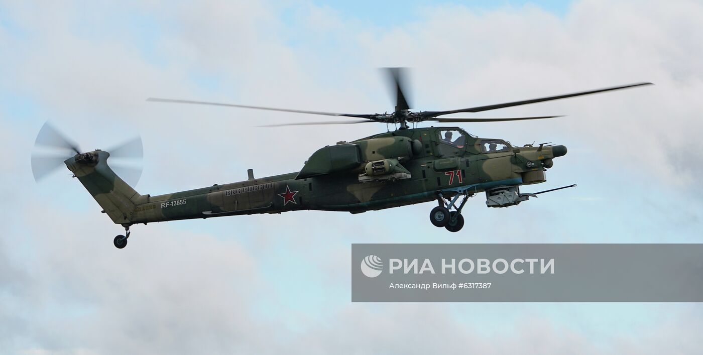 Форум "Армия-2020". Демонстрационные полеты